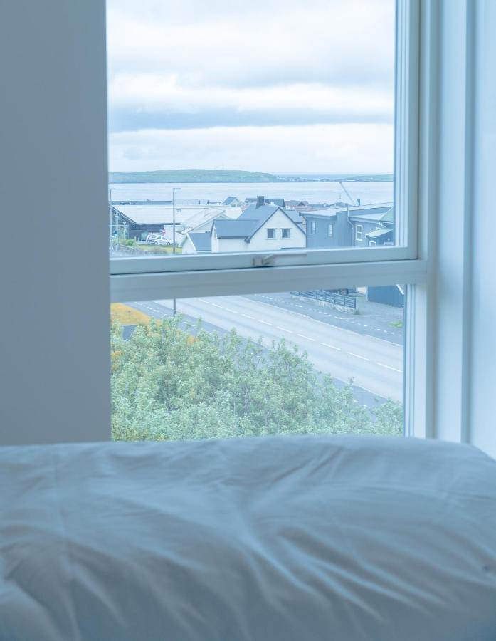 New / Stunning Sea View / Light / 3 Br Lejlighed Tórshavn Eksteriør billede