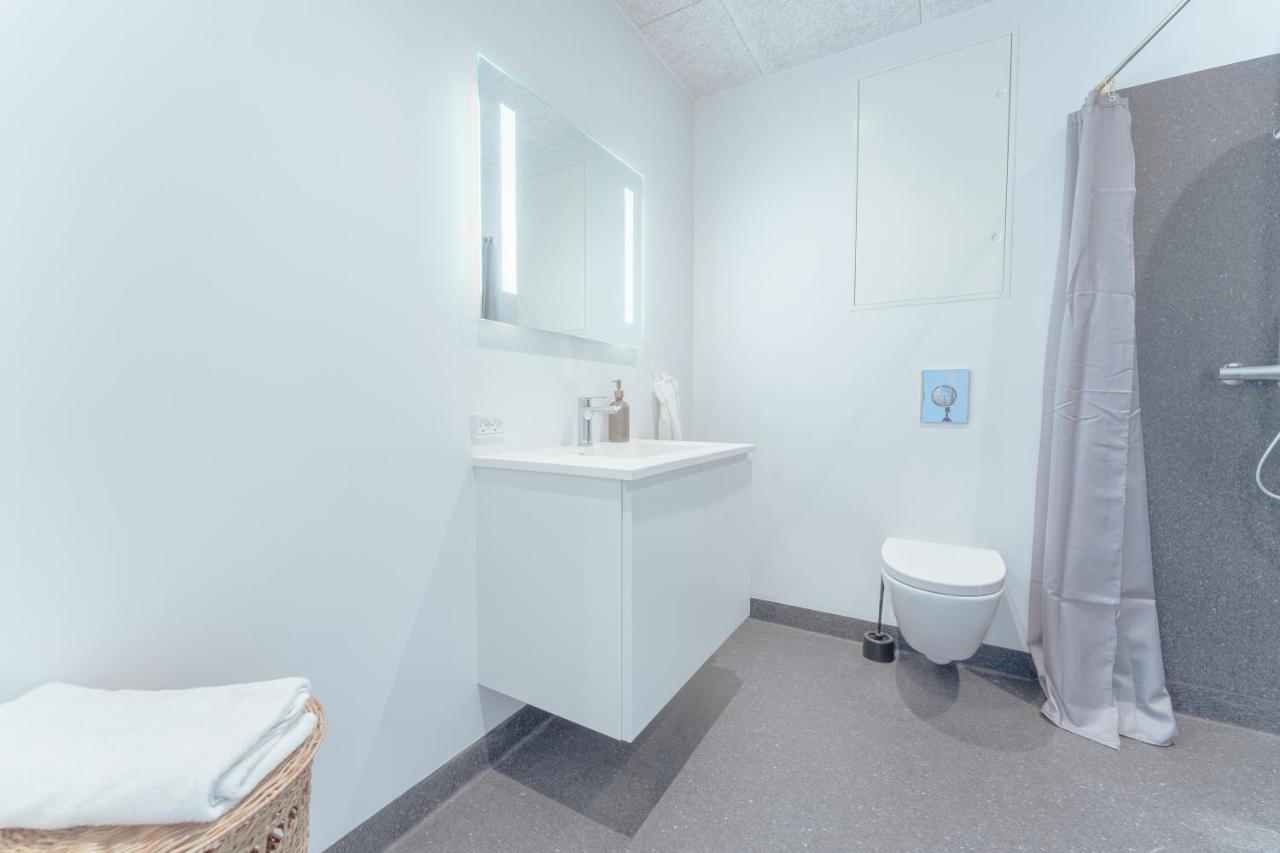 New / Stunning Sea View / Light / 3 Br Lejlighed Tórshavn Eksteriør billede